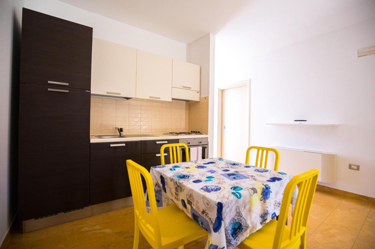 Donnosanto Residence Torre Santa Sabina Exteriör bild