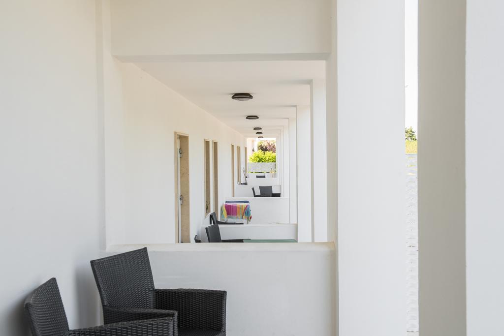 Donnosanto Residence Torre Santa Sabina Exteriör bild