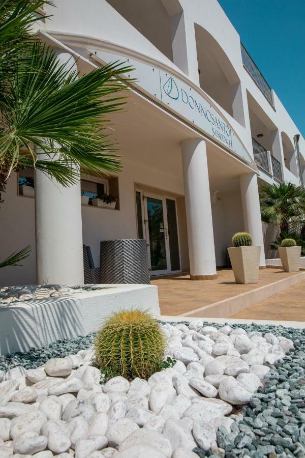 Donnosanto Residence Torre Santa Sabina Exteriör bild